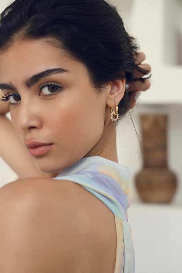 Créoles dorées et zircons Sanara
