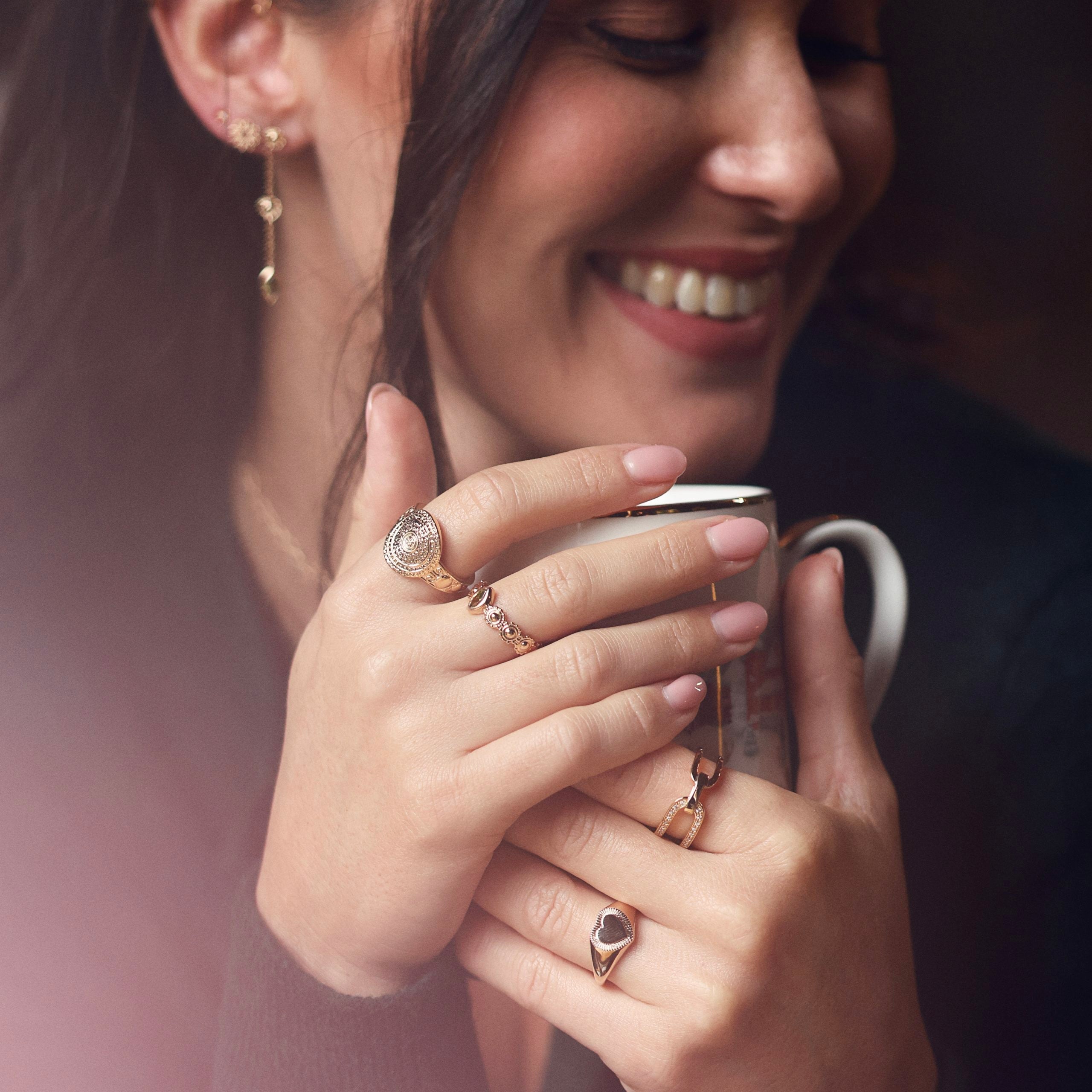 Bague dorée ADDISSON - Bijou porté