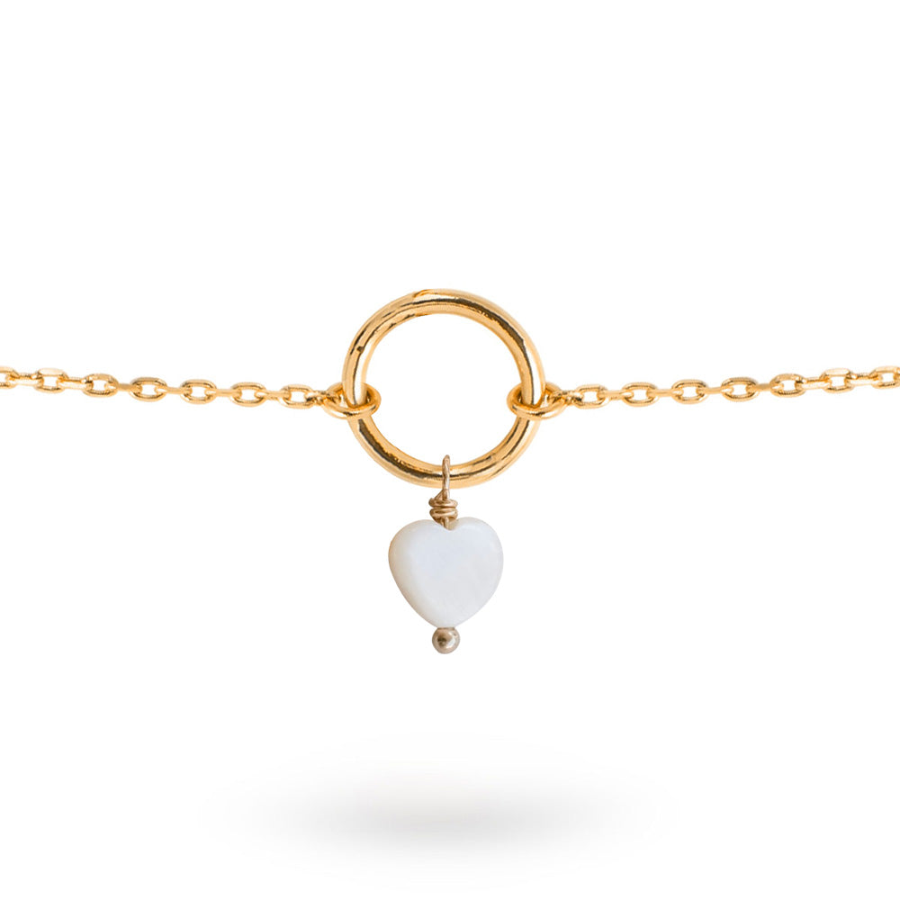 LILOU – Bracelet personnalisable doré - Bijou porté - Bijou photographié sur fond blanc 