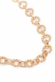 Collier doré ANINDYA - Bijou photographié sur fond blanc