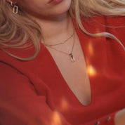 Collier Thaly en plaqué or avec zircons carrés - Bijou porté 