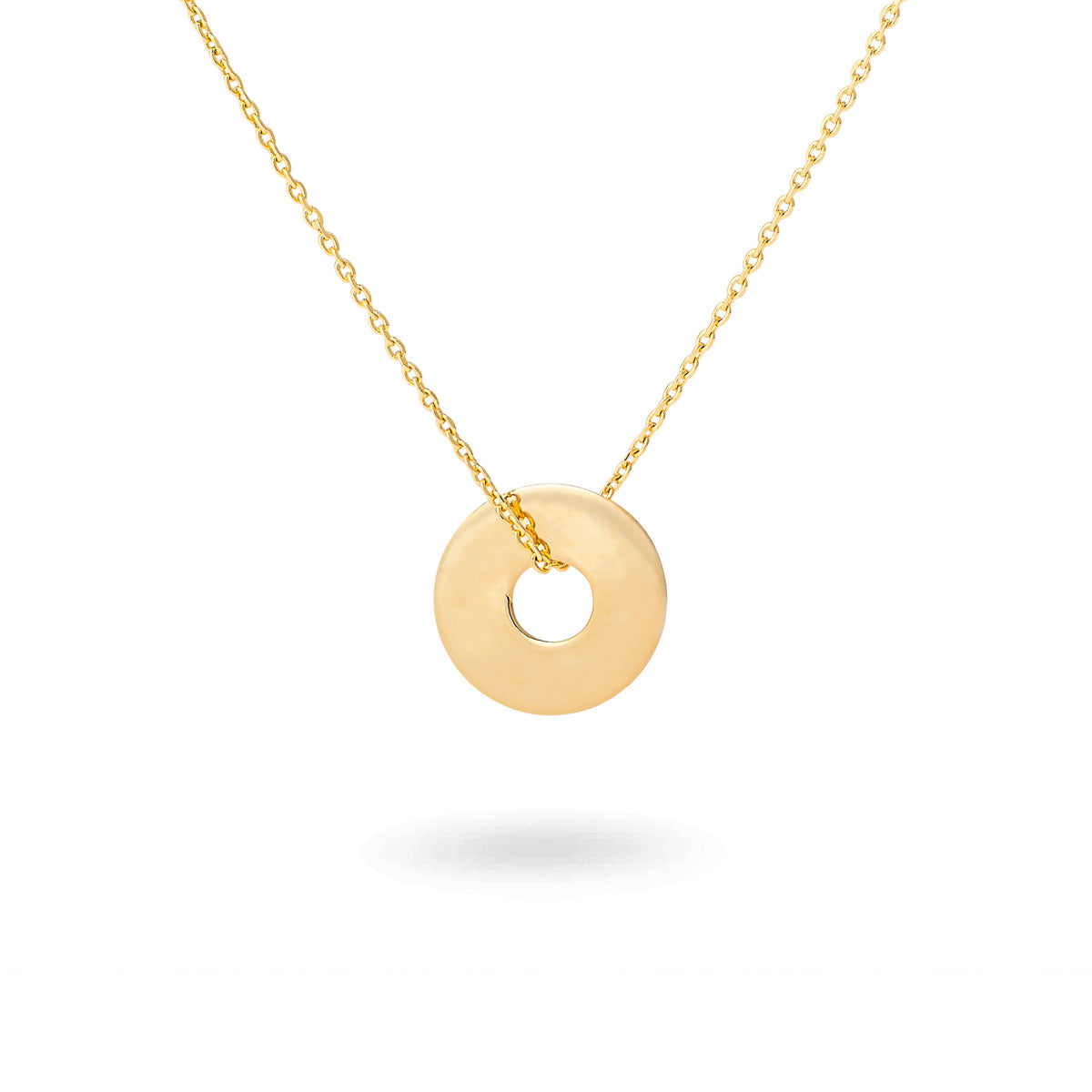 Collier personnalisable doré avec médaille à graver Isao - Bijou sur fond blanc