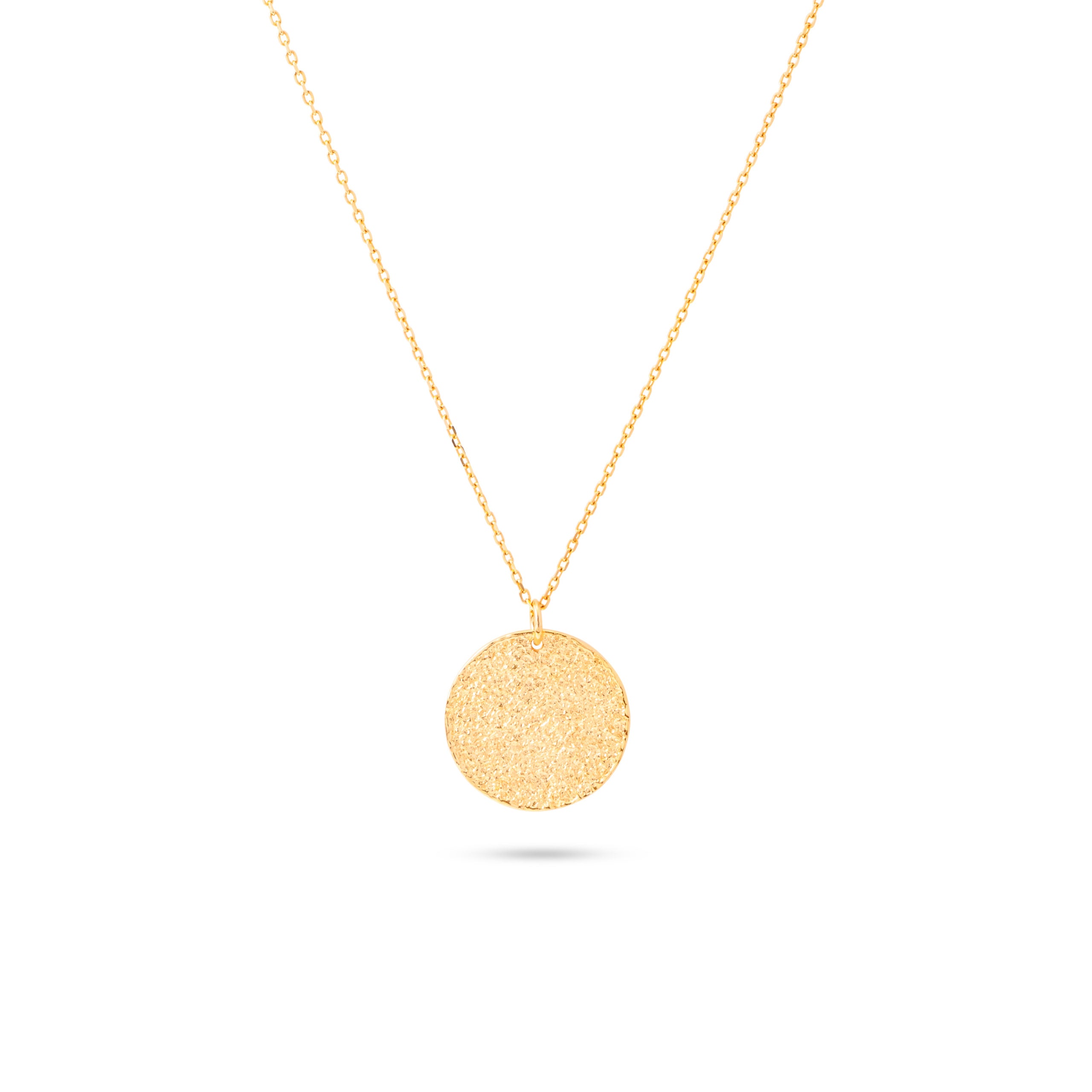 Collier doré personnalisable pour gravure NESSIE - Bijou photographié sur fond blanc