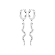Créoles argent Vito avec pendentif serpent - Bijou photographié sur fond blanc  
