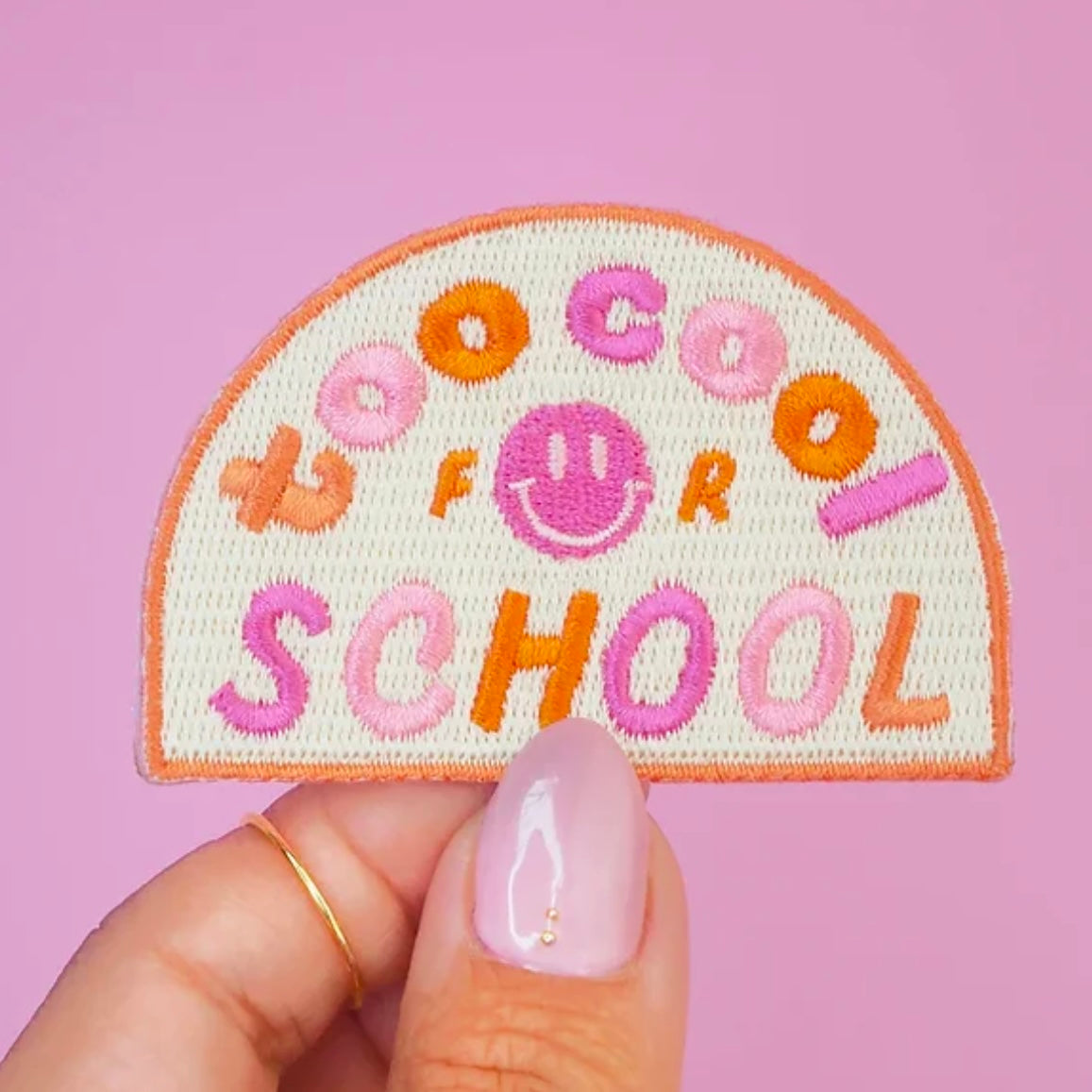 Patch thermocollant TOO COOL FOR SCHOOL
