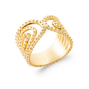 Bague dorée Cloé - Bijou photographié sur fond blanc