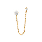 Boucle d'oreille dorée à l'unité Livia blanc avec chaîne et zircons - Bijou photographié sur fond blanc