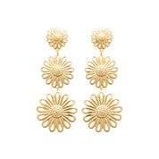 Boucles d'oreilles pendantes dorées Enola fleurs - Bijou photographié sur fond blanc
