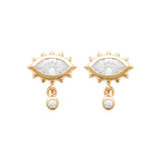 Boucles d'oreilles puces dorées Camille oeil avec pendentif zircon blanc - Bijou photographié sur fond blanc