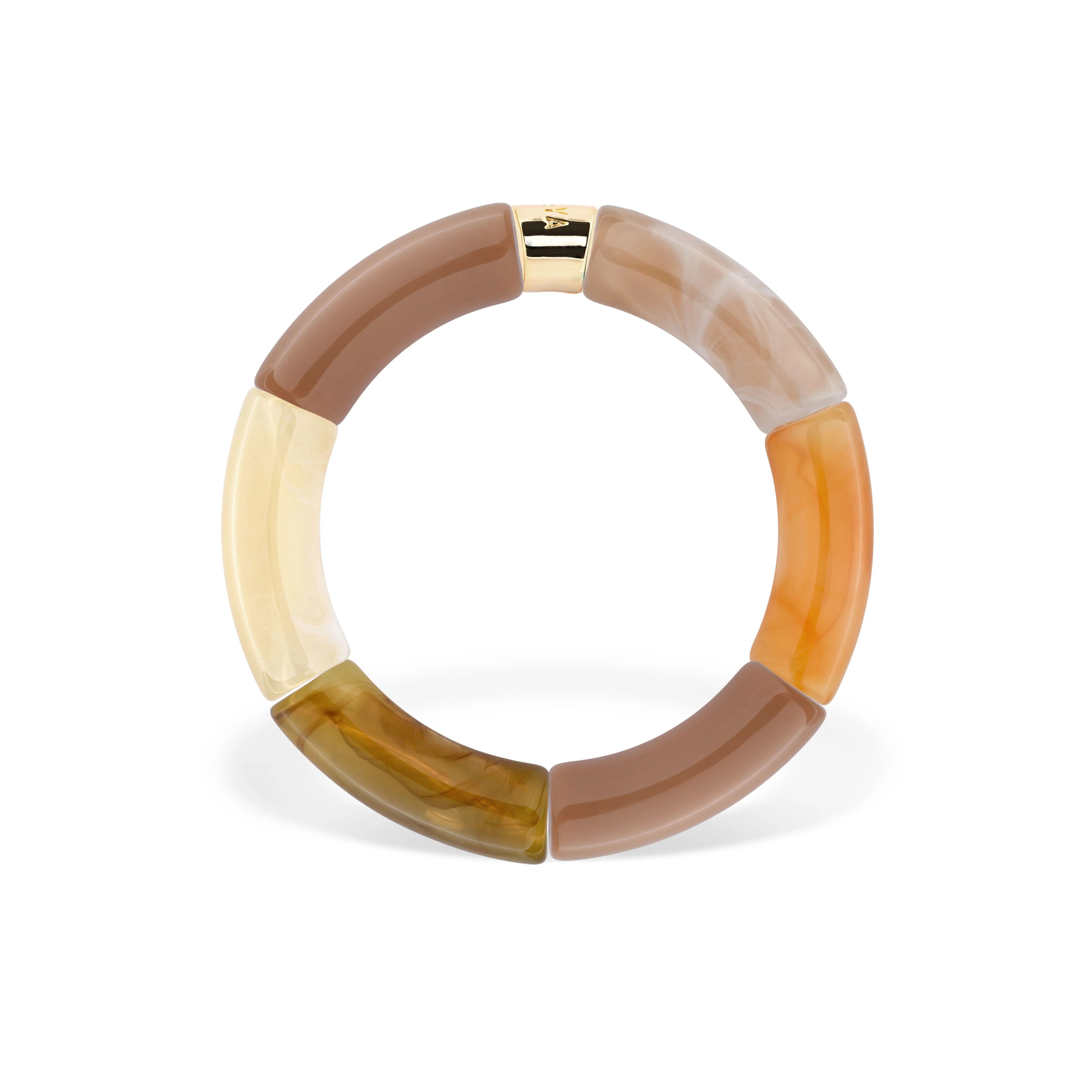 Bracelet doré en résine et acrylique vert, beige, orange et crème Pipoca Café 2 - Bijou photographié sur fond blanc