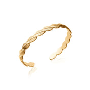 Bracelet jonc doré Shona feuilles - Bijou photographié sur fond blanc