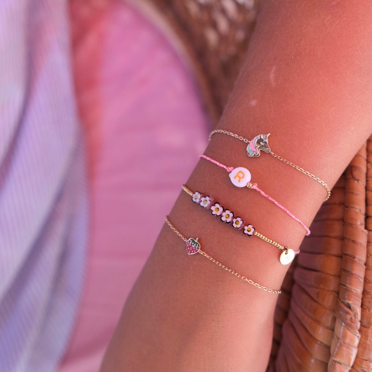 Bracelet pour enfant doré licorne - Bijou porté