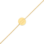 Bracelet Mantra infini laiton doré 3 microns imaginé et créé par Chloé Rose - Bijou photographié sur fond blanc