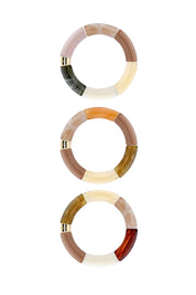 Bracelets dorés Pipoca Café trio vert, brun, beige et crème - Bijoux photographiés sur fond blanc