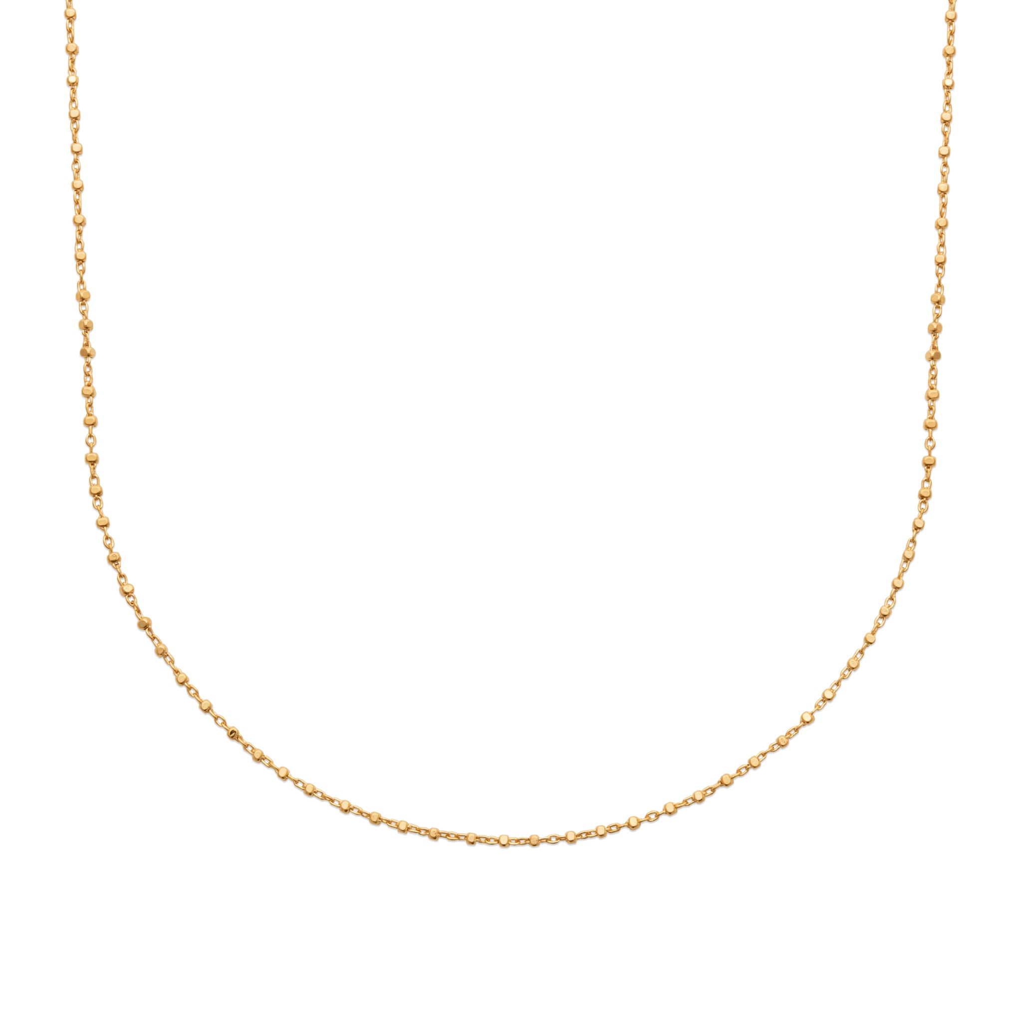 Collier doré Naya chaîne avec perles carrées - Bijou photographié sur fond blanc