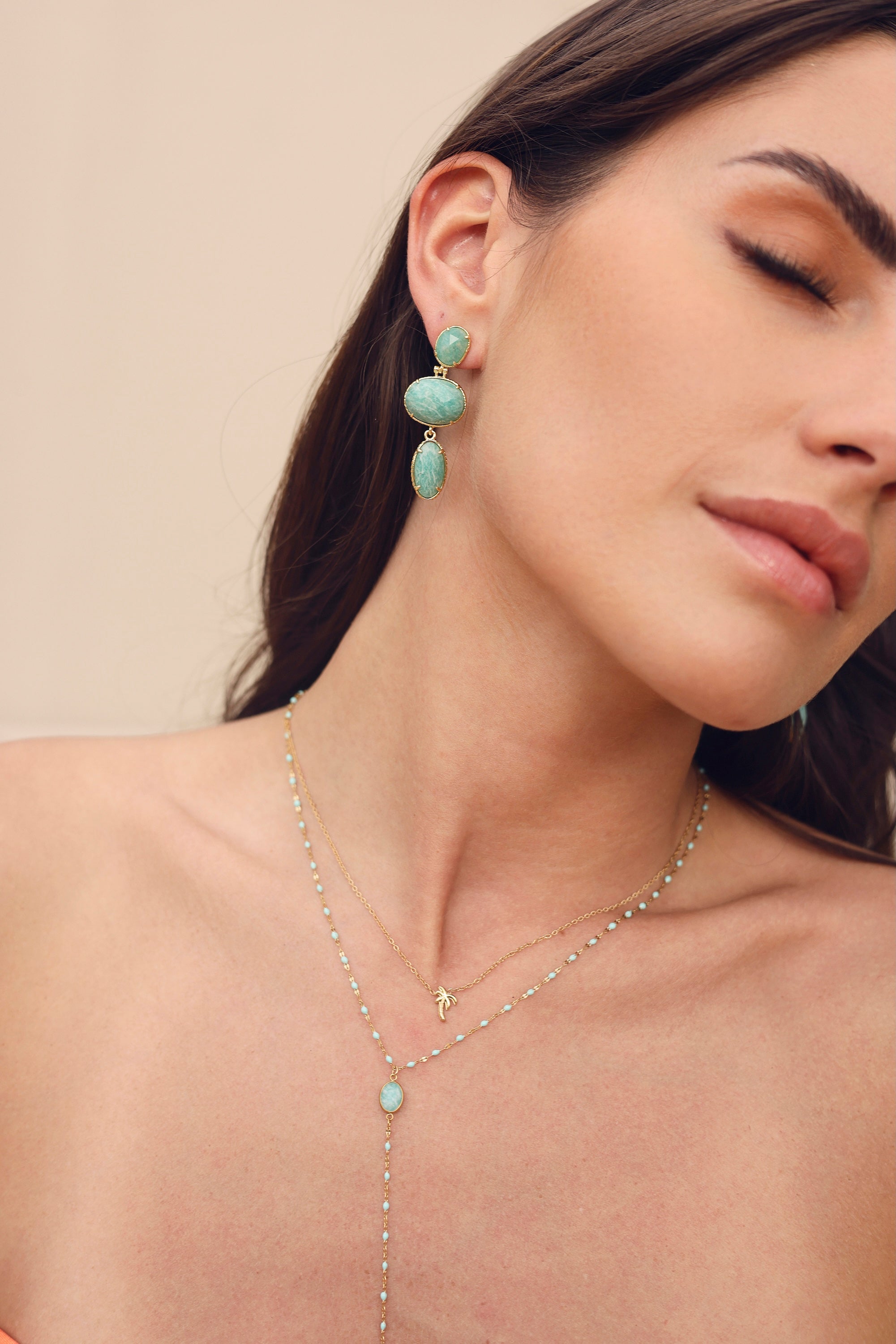 Collier doré Palmier chaîne fine avec pendentif palmier - Bijou porté