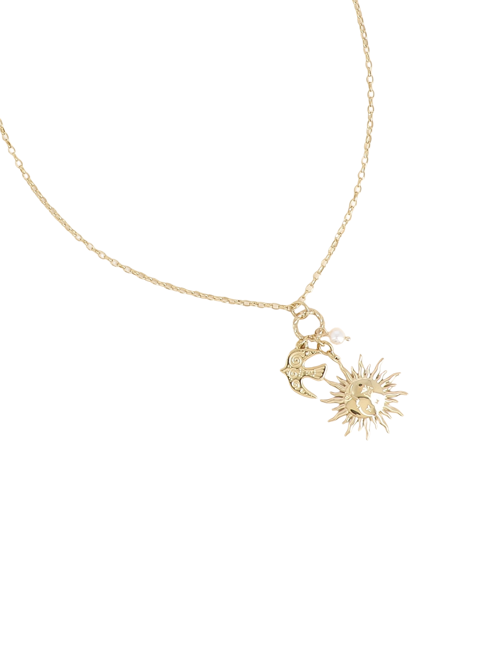 Collier doré Solenia avec anneau torsadé orné de pendentifs hirondelle, soleil orné d'une demi-lune et perle en résine - Bijou sur fond blanc