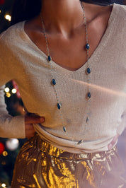 Collier sautoir doré Estelle apatite orné de pierres naturelles - Bijou porté